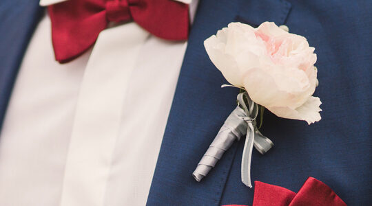 commander-un-costume-de-mariage-sur-mesure-chez-un-specialiste-en-ligne